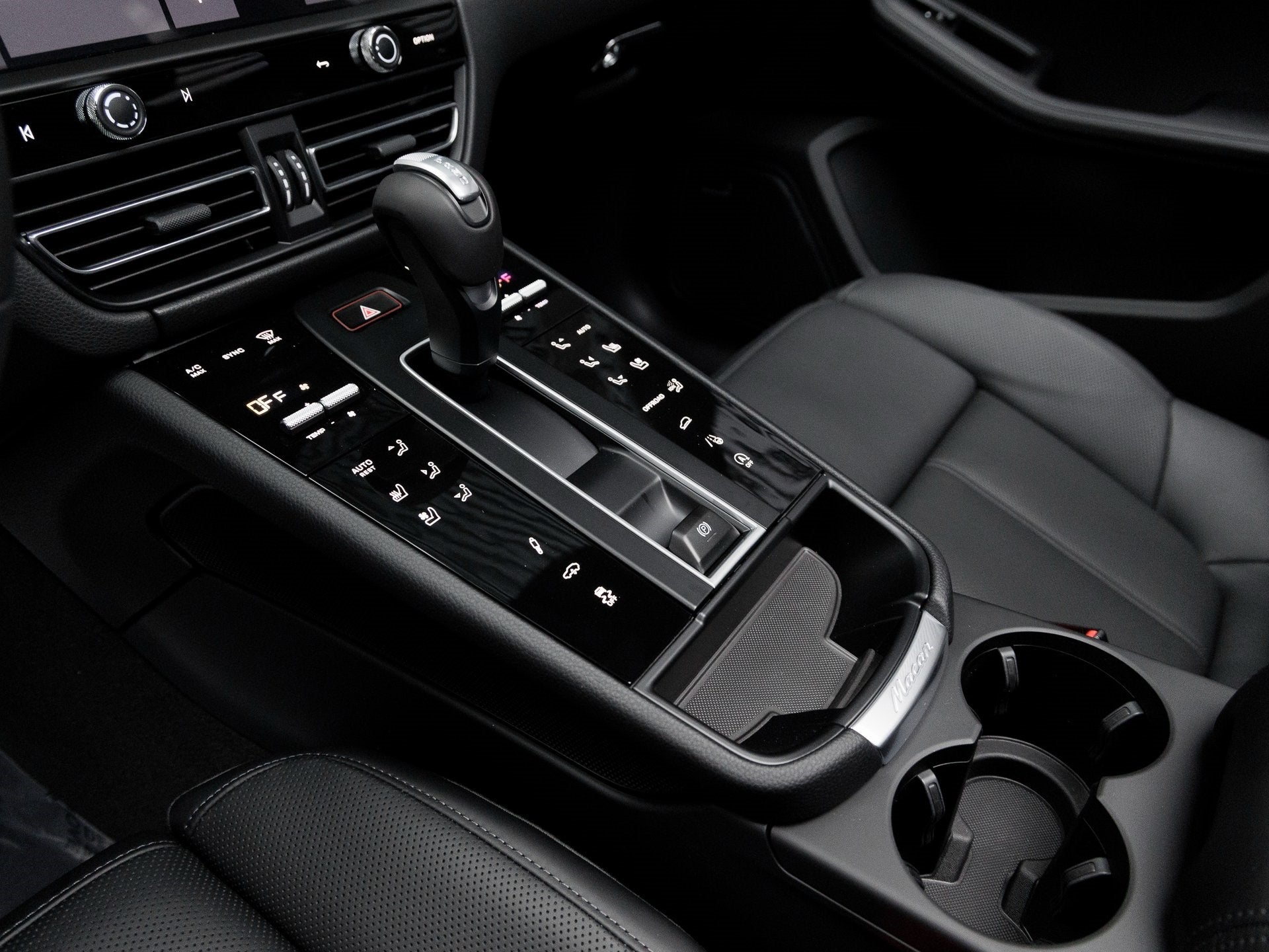 2026 Porsche Macan Macan T