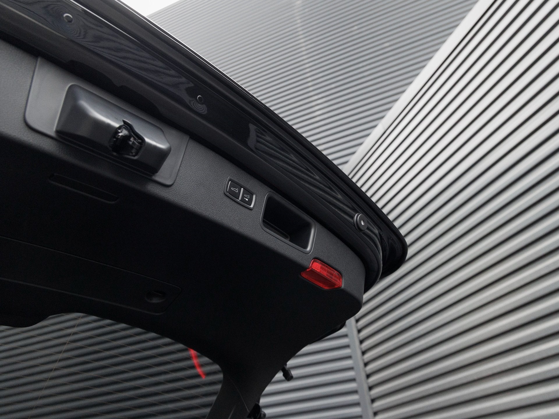 2026 Porsche Macan Macan T