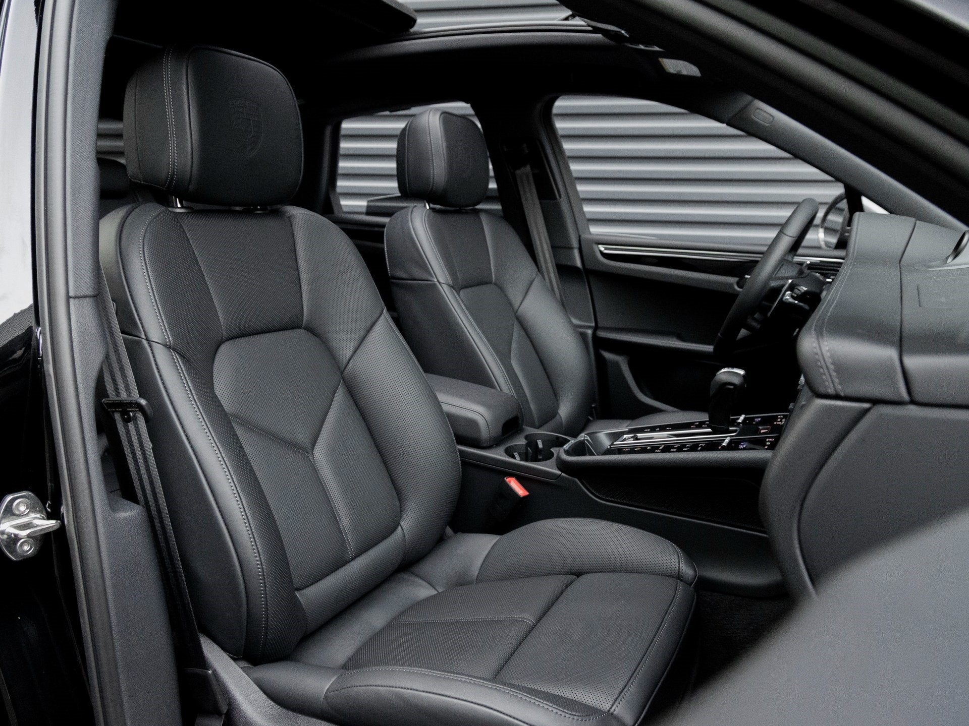 2026 Porsche Macan Macan T