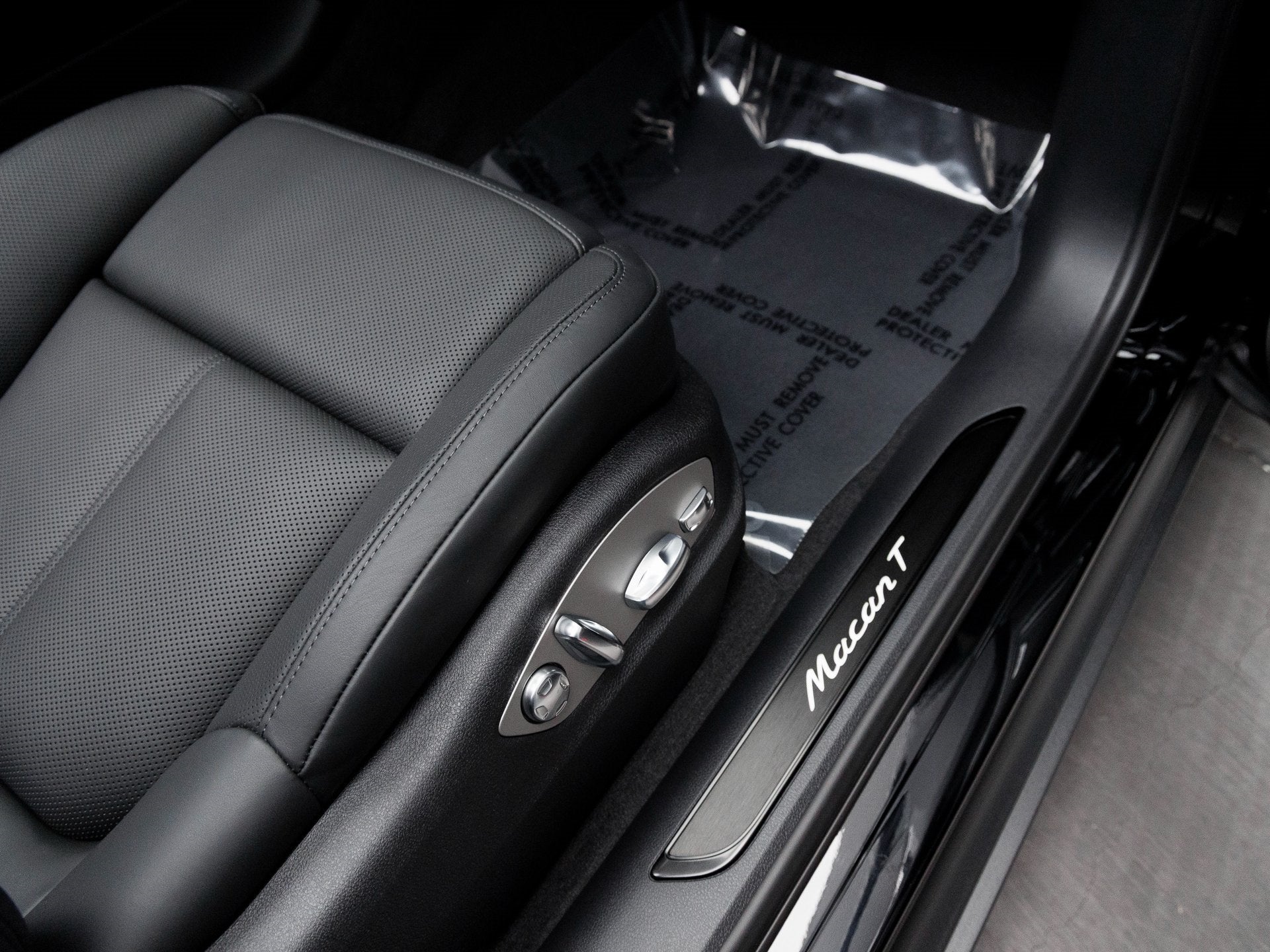 2026 Porsche Macan Macan T