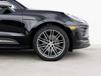 2026 Porsche Macan Macan T