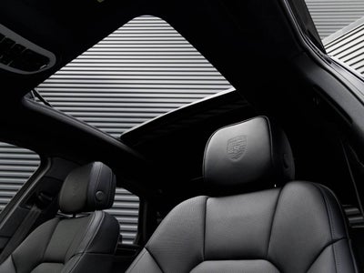 2026 Porsche Macan Macan T