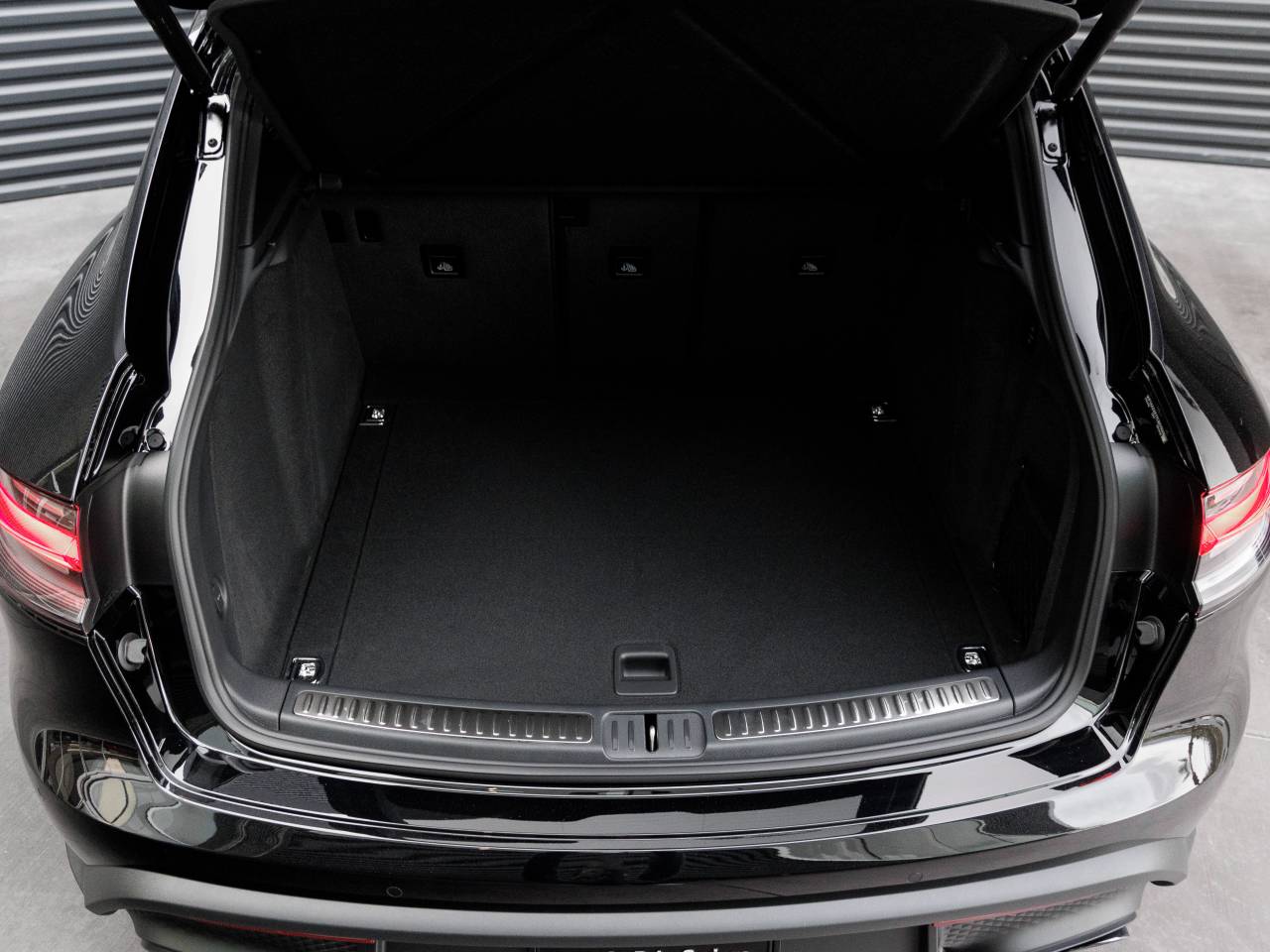 2026 Porsche Macan Macan T