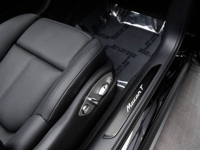 2026 Porsche Macan Macan T