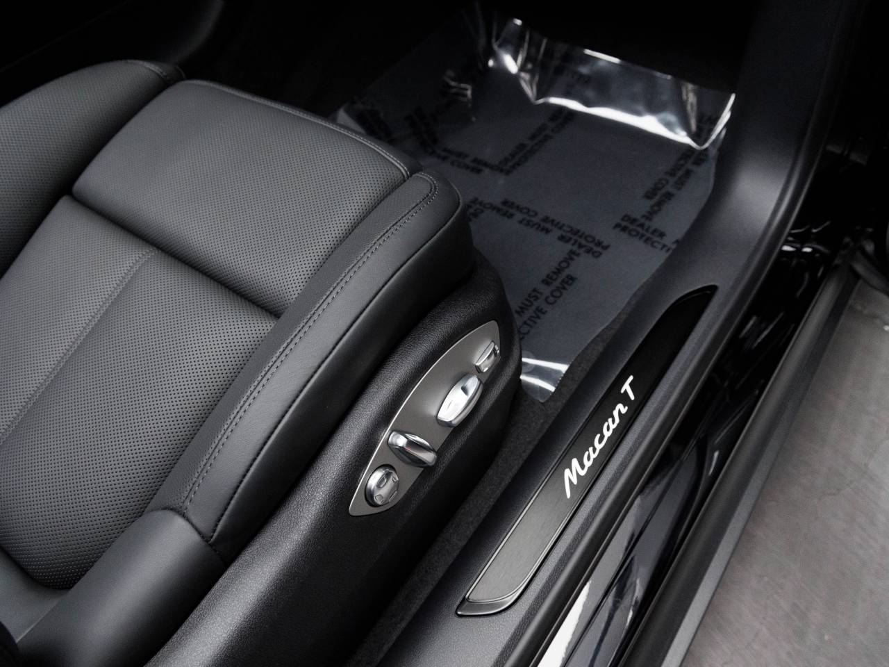 2026 Porsche Macan Macan T