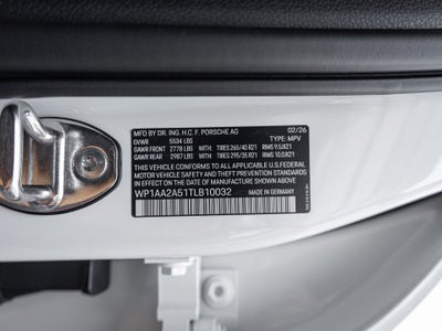 2026 Porsche Macan Base