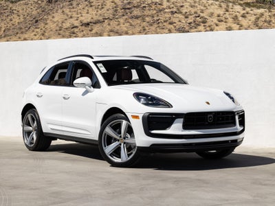 2026 Porsche Macan Base