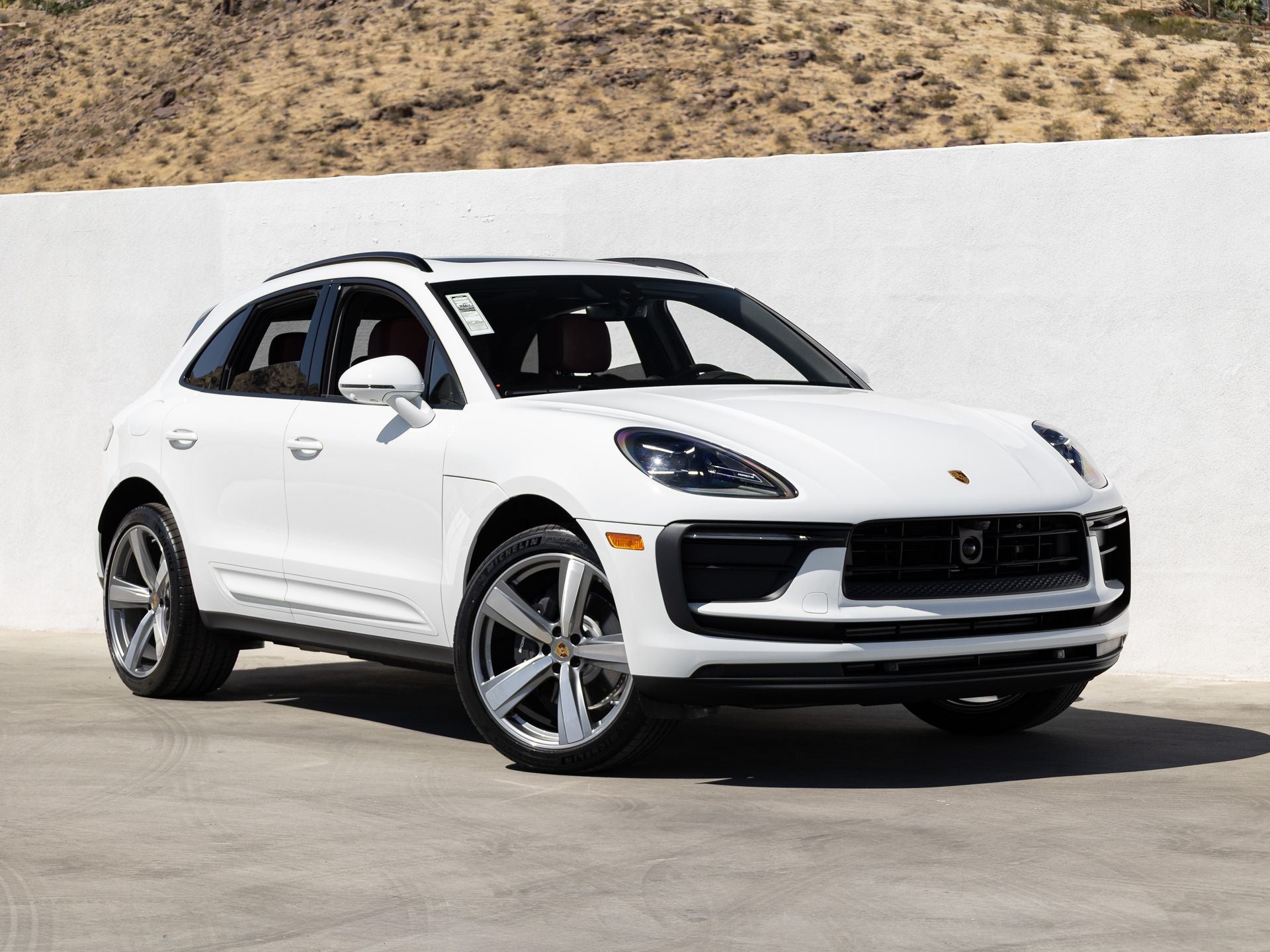 2026 Porsche Macan Base