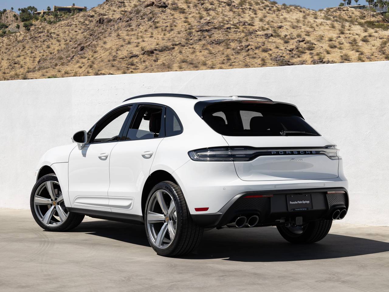 2026 Porsche Macan Base