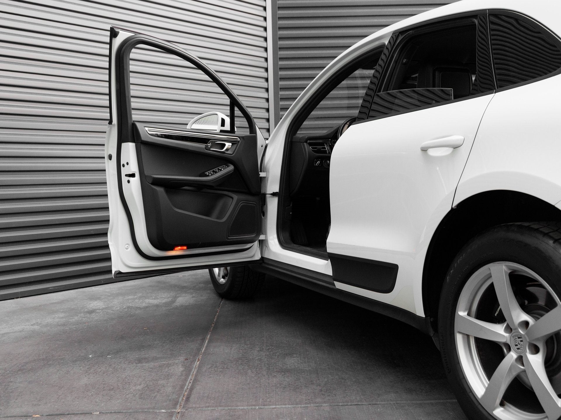 2019 Porsche Macan Macan