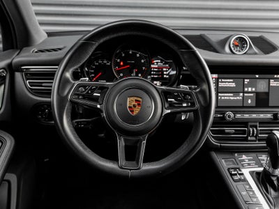2019 Porsche Macan Macan