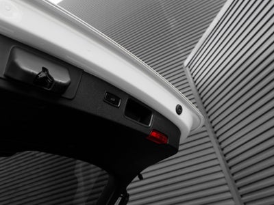 2019 Porsche Macan Macan