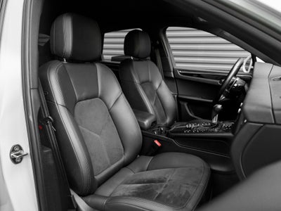 2019 Porsche Macan Macan