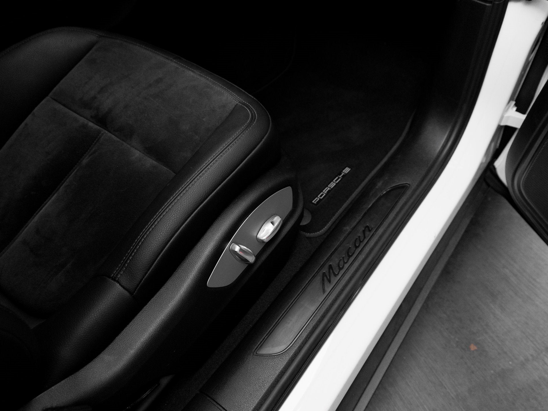 2019 Porsche Macan Macan