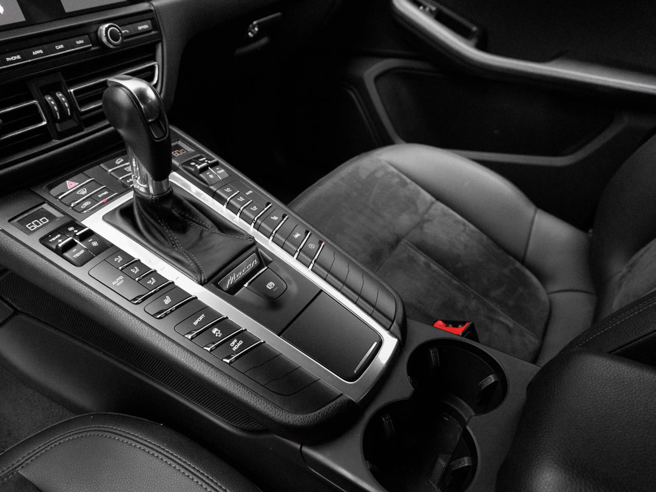 2019 Porsche Macan Macan