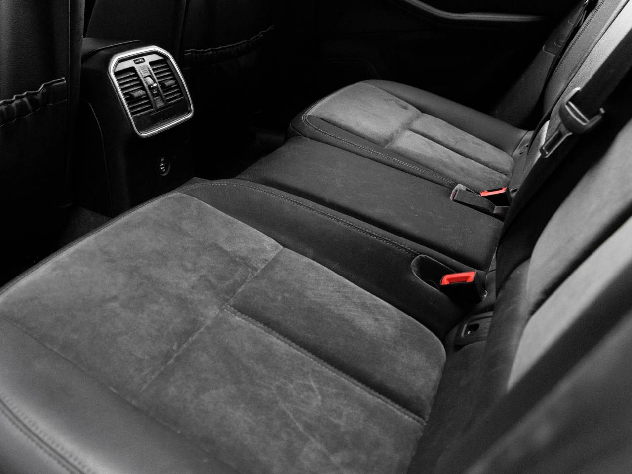 2019 Porsche Macan Macan