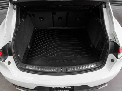 2019 Porsche Macan Macan