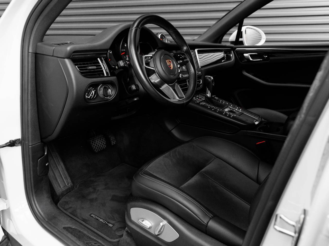 2019 Porsche Macan Macan