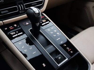 2024 Porsche Macan Macan