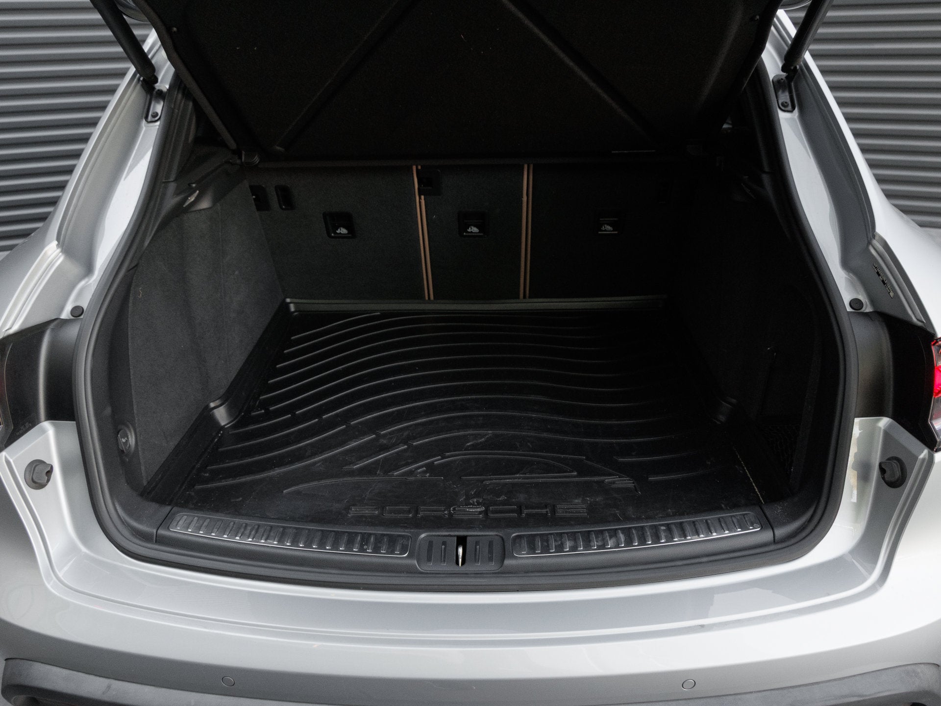 2024 Porsche Macan Macan