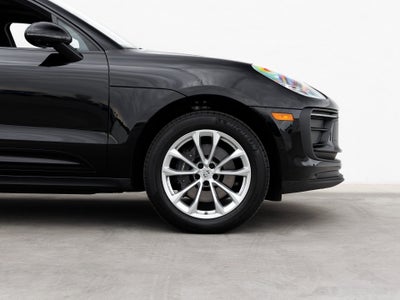 2025 Porsche Macan Macan