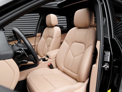 2025 Porsche Macan Macan