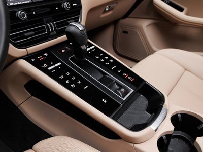 2025 Porsche Macan Macan