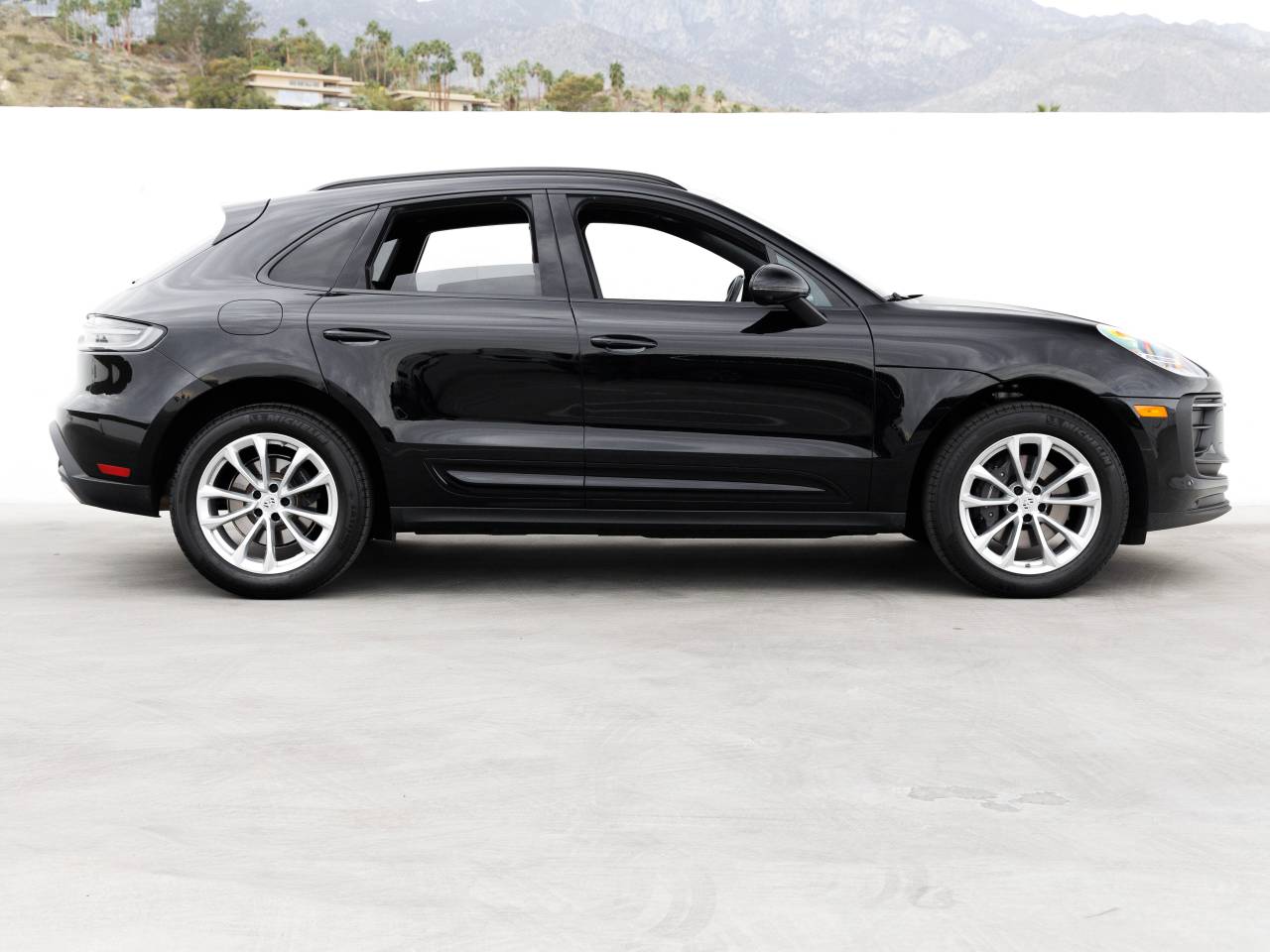 2025 Porsche Macan Macan