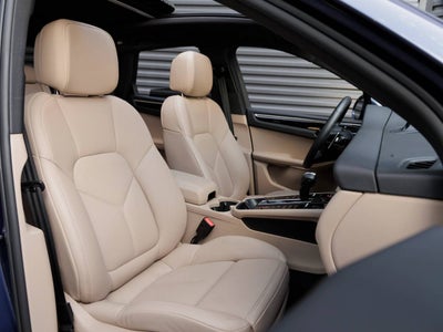 2025 Porsche Macan Macan