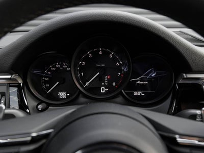 2025 Porsche Macan Macan