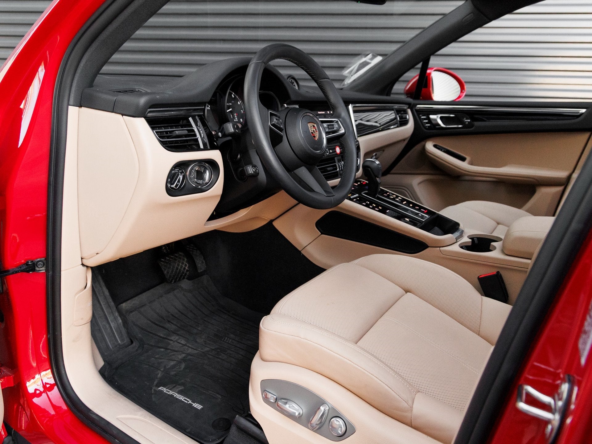 2025 Porsche Macan Macan