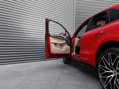 2025 Porsche Macan Macan
