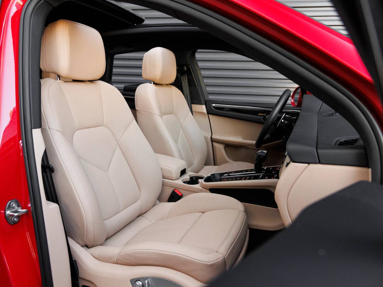 2025 Porsche Macan Macan