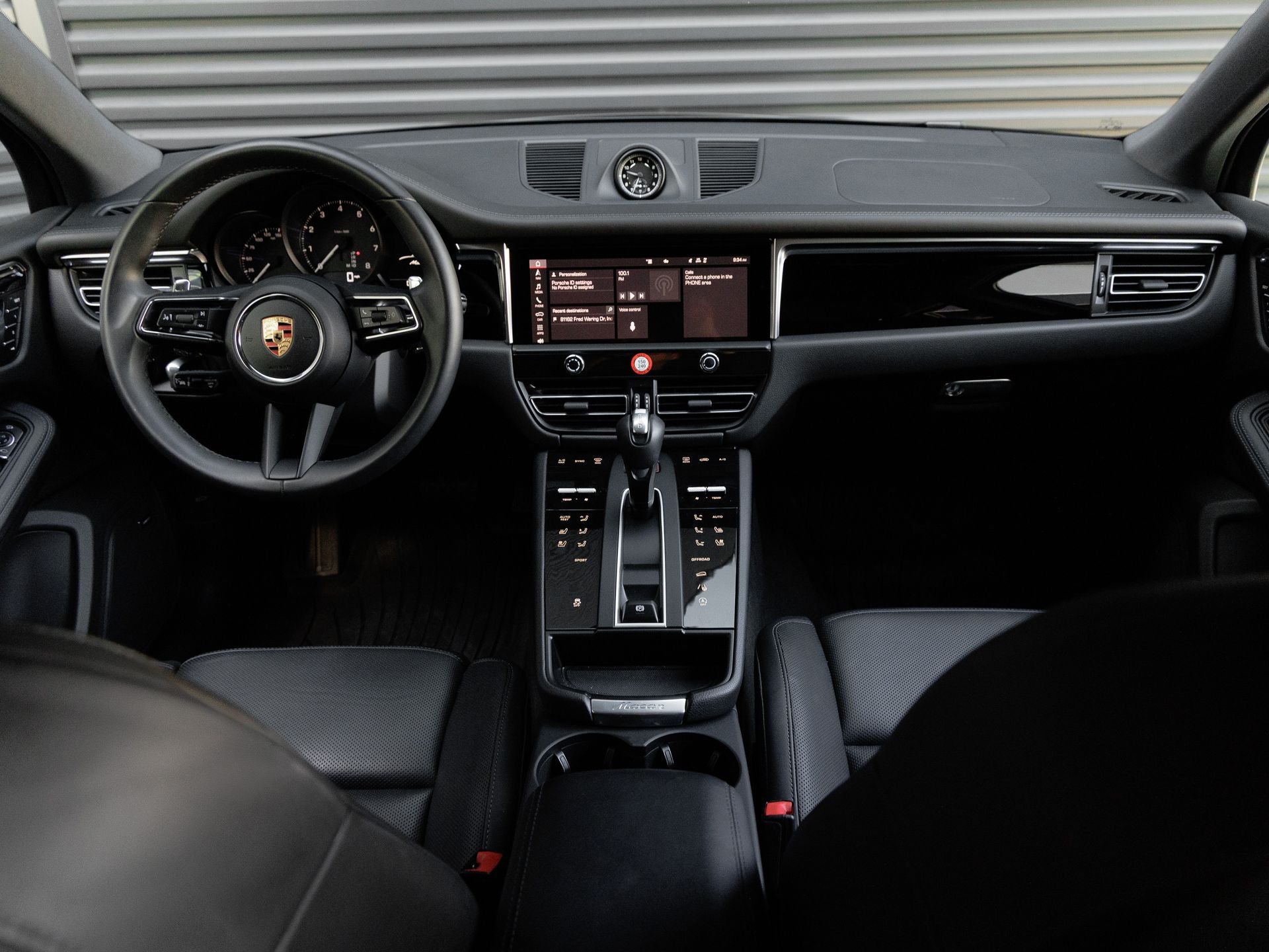 2025 Porsche Macan Macan