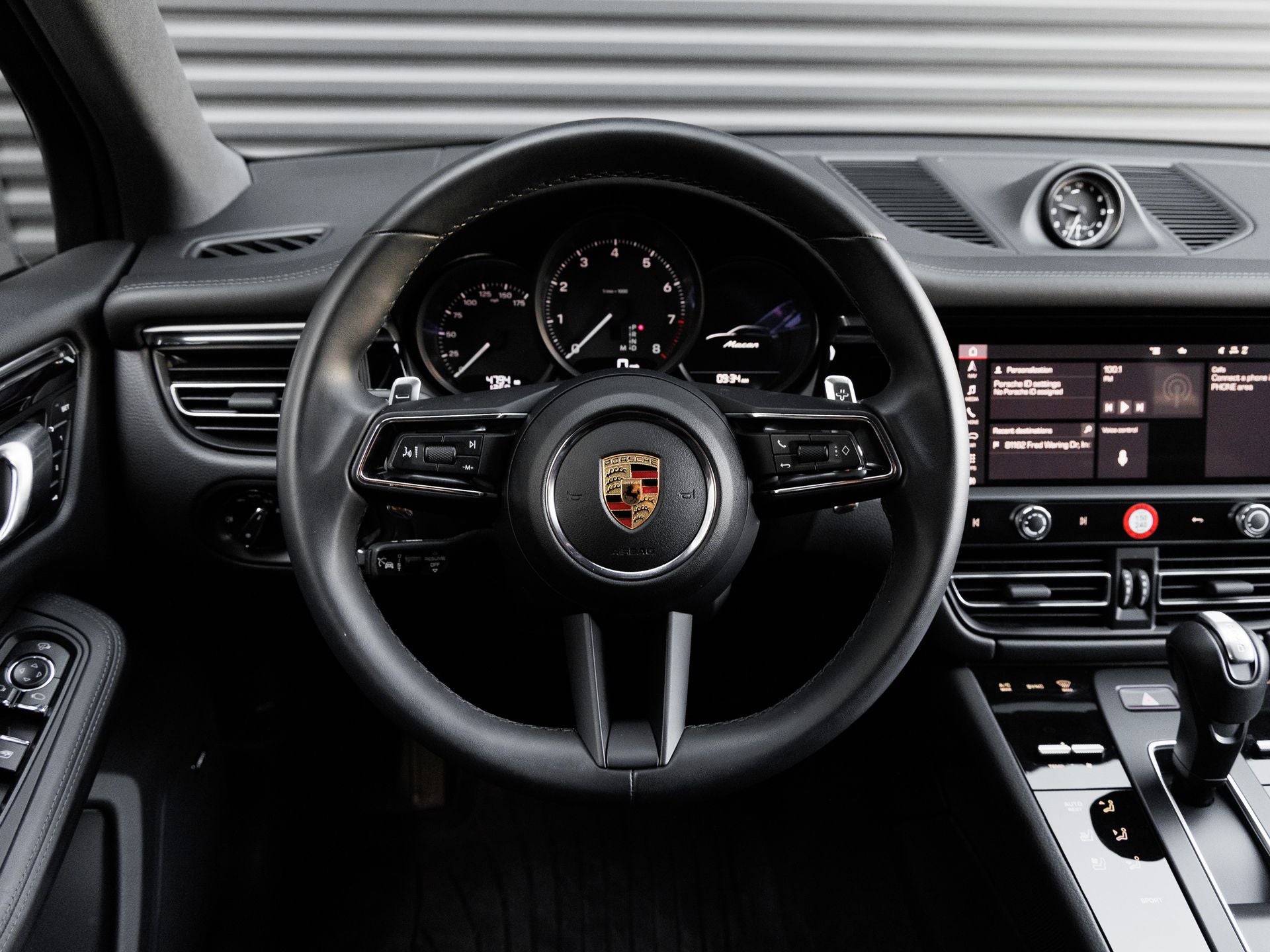 2025 Porsche Macan Macan