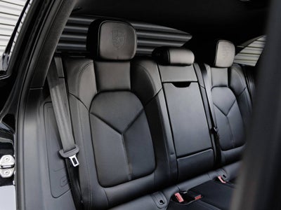2025 Porsche Macan Macan