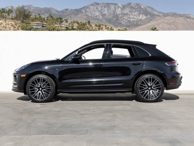 2026 Porsche Macan Base