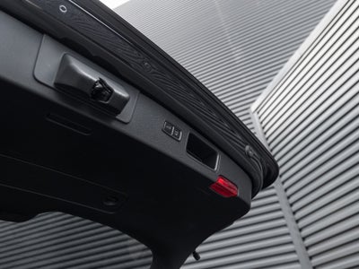 2018 Porsche Macan Macan