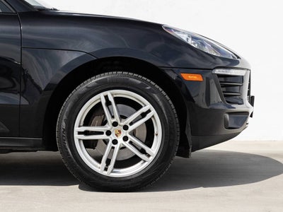 2018 Porsche Macan Macan