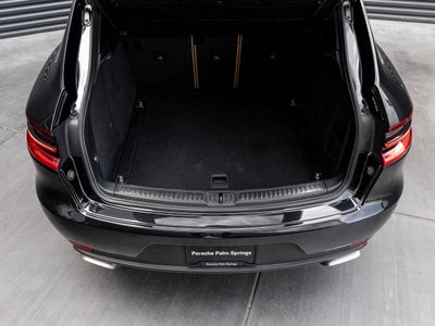 2018 Porsche Macan Macan