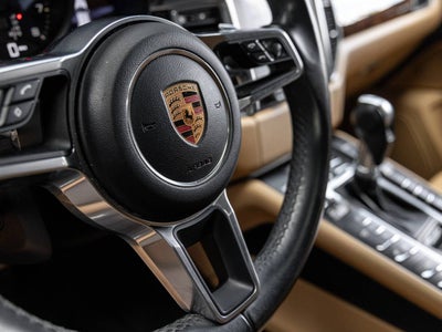 2018 Porsche Macan Macan