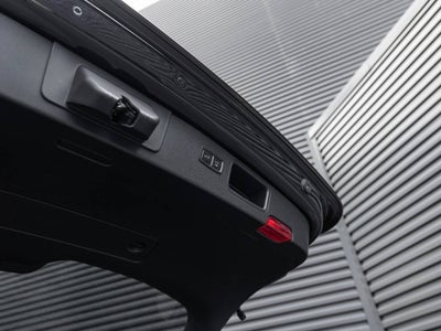 2018 Porsche Macan Macan