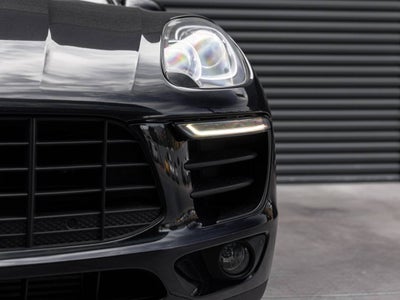 2018 Porsche Macan Macan