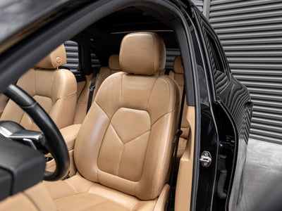 2018 Porsche Macan Macan