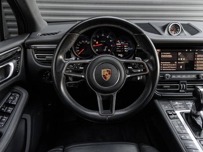 2020 Porsche Macan Macan