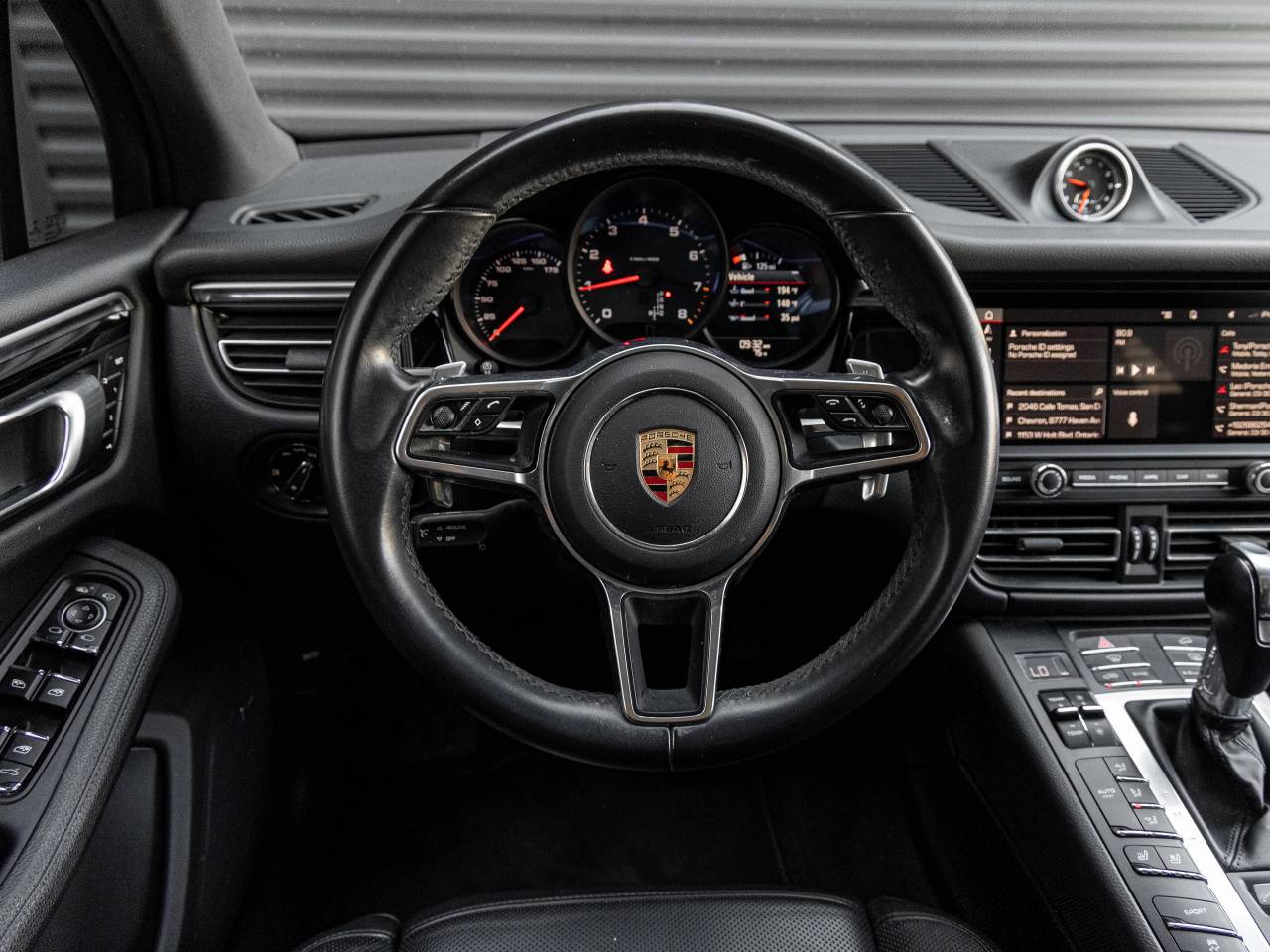 2020 Porsche Macan Macan