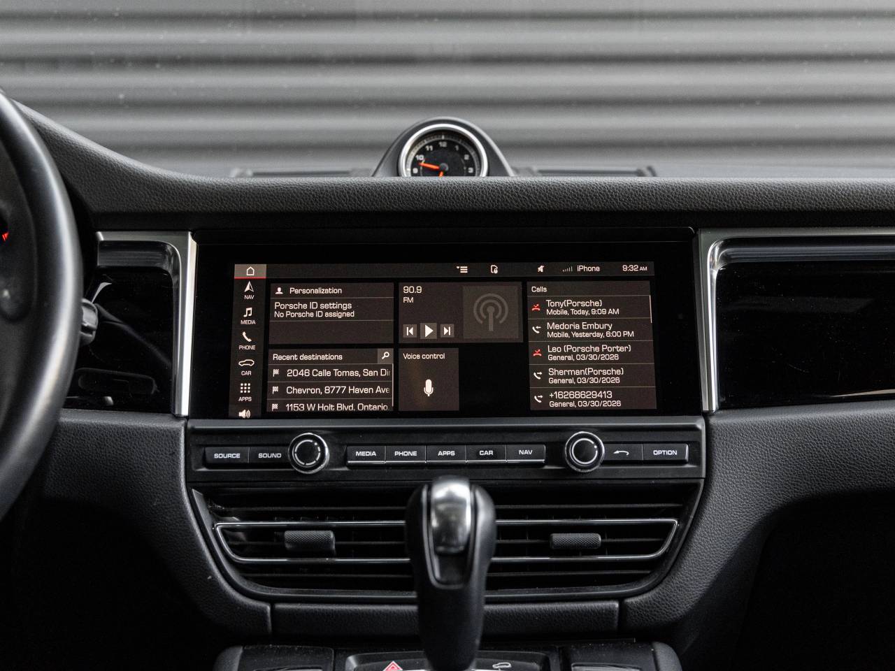 2020 Porsche Macan Macan