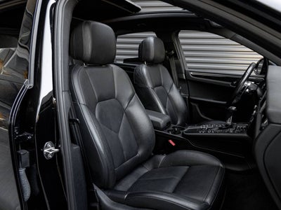 2020 Porsche Macan Macan