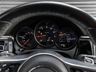 2020 Porsche Macan Macan