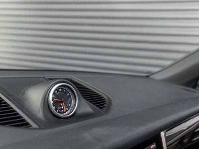 2020 Porsche Macan Macan